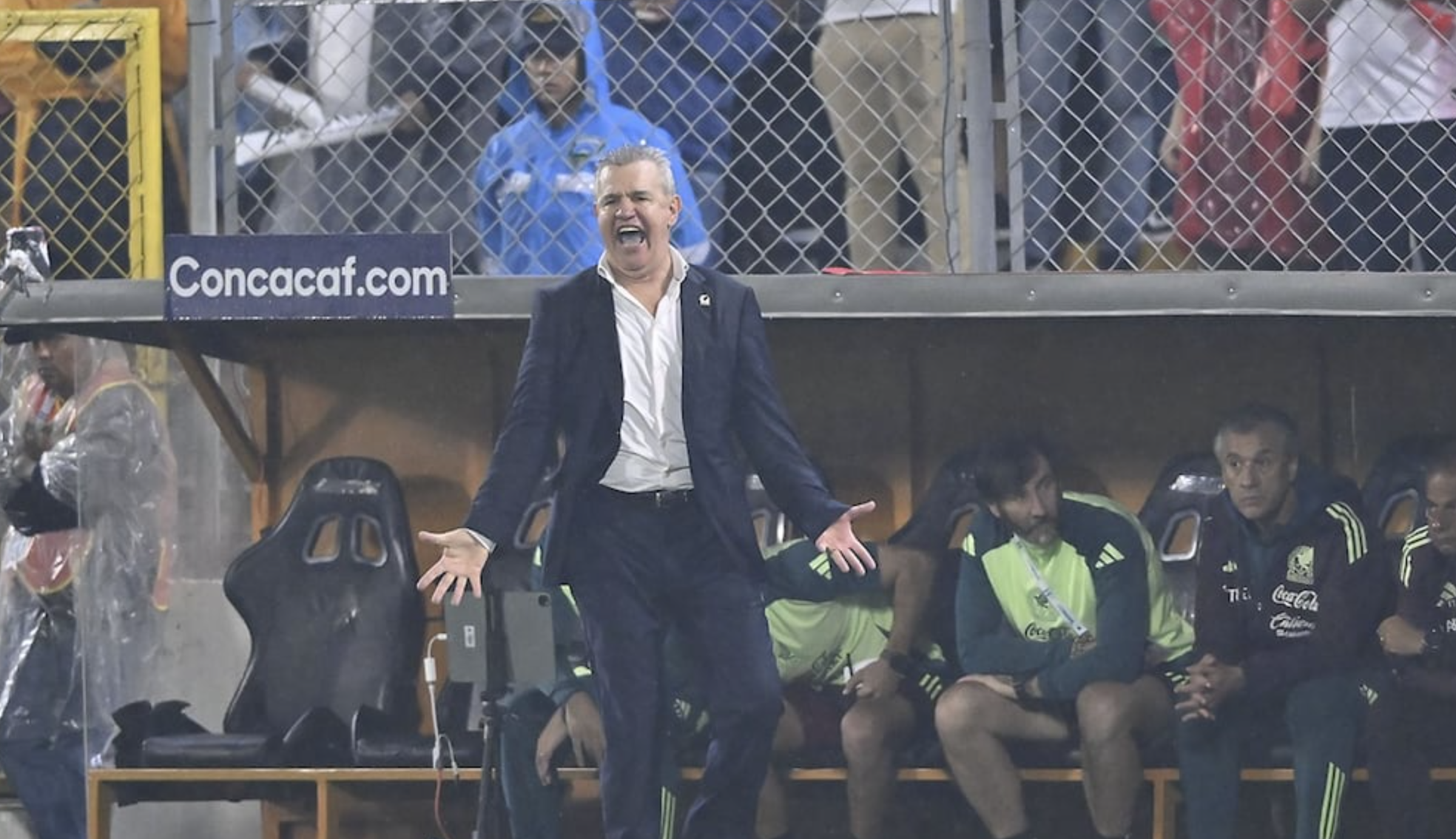 Federación hondureña lamenta la agresión contra Javier Aguirre